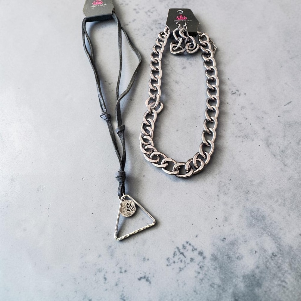 Paparazzi Silver Chunky Curb Chain and Triangle Tree Pendant Necklace Set NEW - Picture 2 of 5